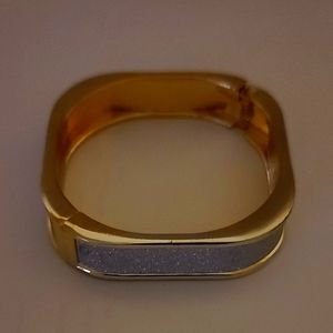 Women's Gold Bracelet, Cubic Zirconia w/clasp